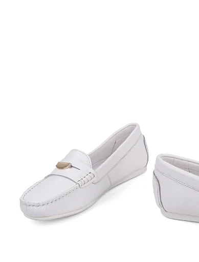 Жіночі мокасини Attizzare шкіряні білі - фото 2 - Miraton