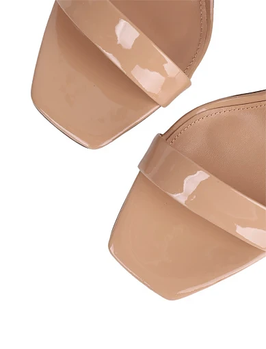 Жіночі босоніжки Mia May лакові бежеві - фото 5 - Miraton