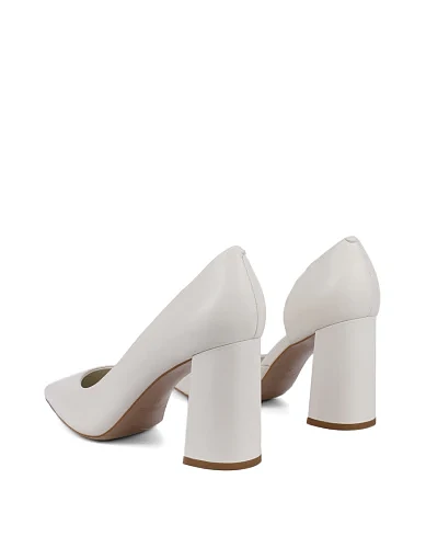 Жіночі туфлі Mia May шкіряні молочного кольору - фото 3 - Miraton