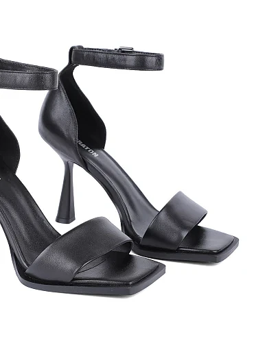 Жіночі босоніжки MIRATON шкіряні чорні - фото 4 - Miraton