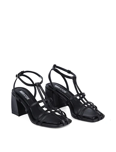 Жіночі босоніжки MIRATON шкіряні чорні - фото 4 - Miraton