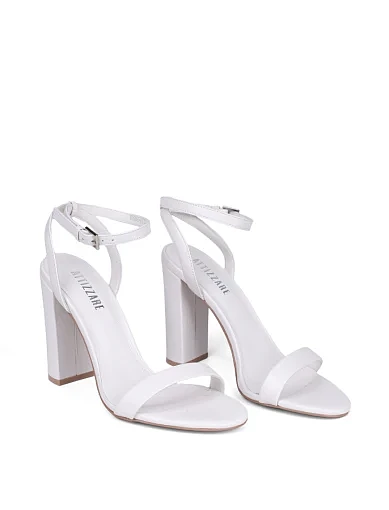 Жіночі босоніжки Attizzare шкіряні рисового кольору - фото 4 - Miraton