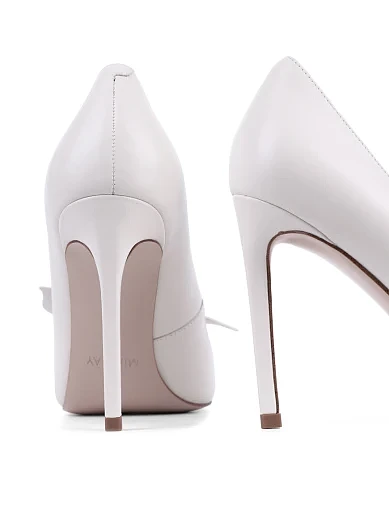 Жіночі туфлі Mia May шкіряні білі - фото 2 - Miraton