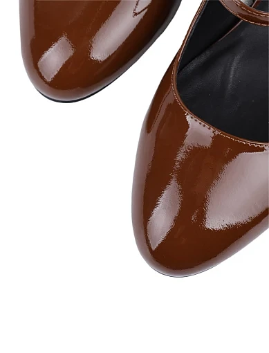 Жіночі туфлі Attizzare лакові коричневі - фото 5 - Miraton