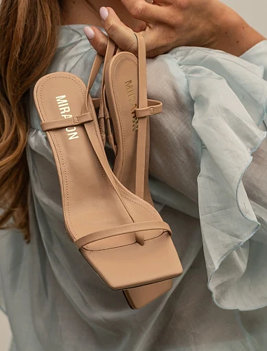 Жіночі босоніжки MIRATON шкіряні бежеві шкіряні - фото 6 - Miraton