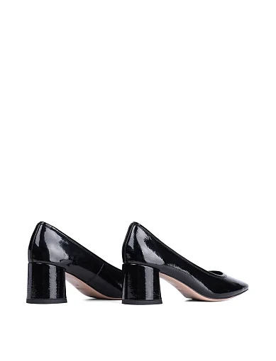 Жіночі туфлі MIRATON з наплаку чорні - фото 4 - Miraton