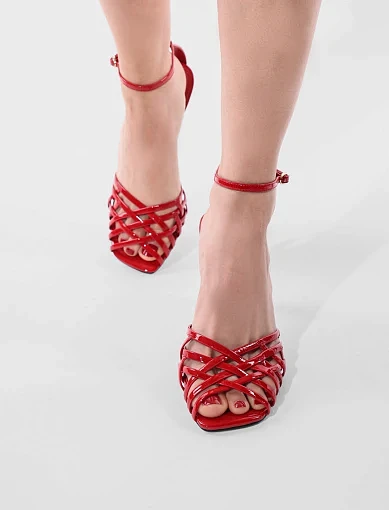 Жіночі босоніжки MIRATON лакові червоні - фото 9 - Miraton
