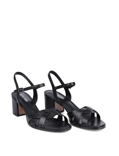 Жіночі босоніжки Attizzare шкіряні чорні - фото 3 - Miraton