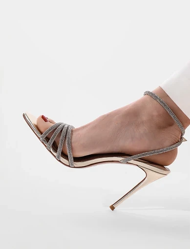 Жіночі босоніжки MIRATON шкіряні золотого кольору - фото 7 - Miraton