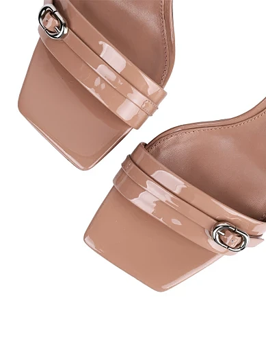 Жіночі босоніжки Attizzare лакові бежеві - фото 5 - Miraton