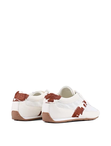 Жіночі кросівки MIRATON шкіряні рисового кольору - фото 5 - Miraton