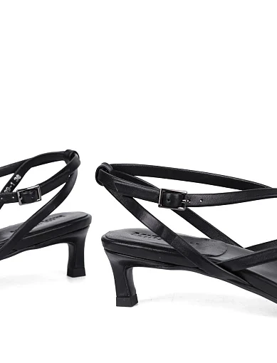 Жіночі босоніжки MIRATON шкіряні чорні - фото 4 - Miraton