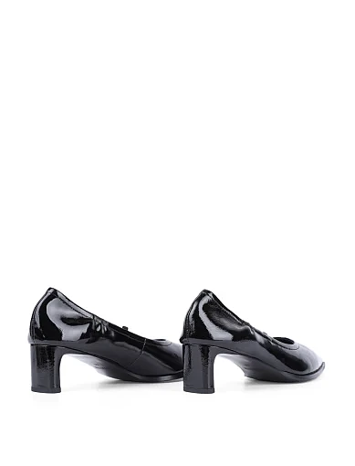 Жіночі туфлі човники MIRATON із наплаку чорні(208-822-2) - фото 4 - Miraton