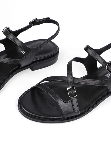 Жіночі сандалі MIRATON шкіряні чорні - фото 4 - Miraton