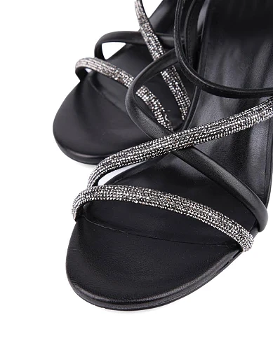 Жіночі босоніжки Attizzare шкіряні чорні - фото 5 - Miraton