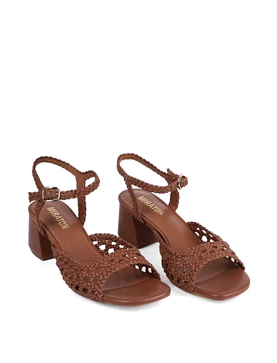 Жіночі босоніжки MIRATON шкіряні коричневі - фото 4 - Miraton