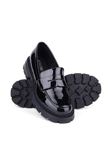 Жіночі туфлі лофери MIRATON з наплаку чорні - фото 3 - Miraton