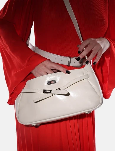 Женская сумка MIRATON кожаная молочного цвета с декоративным ремнем - фото 2 - Miraton