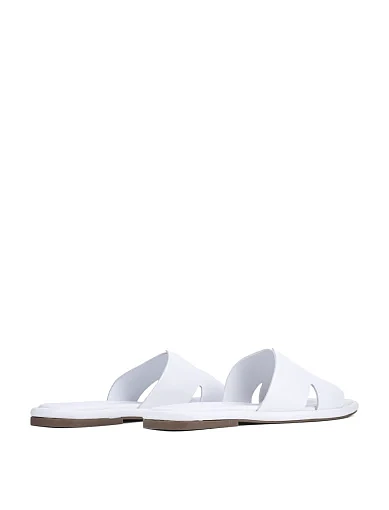 Жіночі шльопанці Attizzare шкіряні білі - фото 5 - Miraton