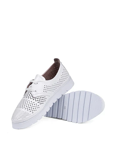 Жіночі туфлі Attizzare шкіряні білі - фото 2 - Miraton