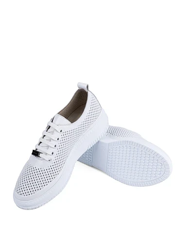 Женские кеды Attizzare кожаные белые - фото 2 - Miraton