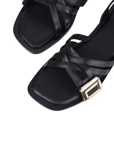 Жіночі сандалі Attizzare шкіряні чорні - фото 5 - Miraton