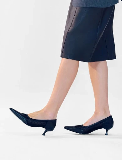 Жіночі туфлі човники Vagabond шкіряні чорні - фото 7 - Miraton