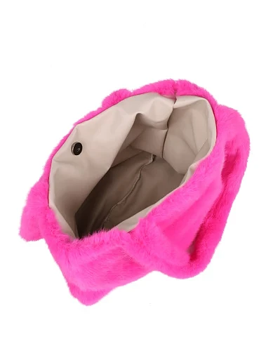 Женская сумка через плечо MIRATON из меха розовая - фото 5 - Miraton