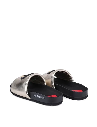 Жіночі шльопанці Love Moschino шкіряні золотого кольору - фото 4 - Miraton