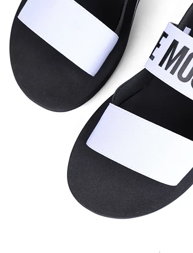 Жіночі сандалі Love Moschino тканинні білі - фото 5 - Miraton