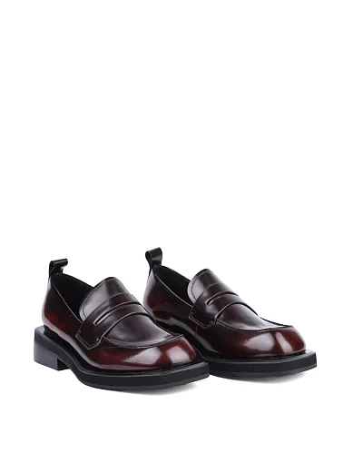 Жіночі туфлі лофери MIRATON шкіряні бордові - фото 3 - Miraton