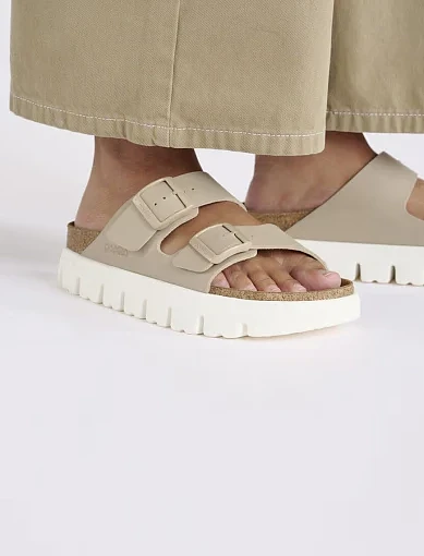 Жіночі шльопанці BIRKENSTOCK Arizona Chunky з екошкіри бежеві - фото 7 - Miraton