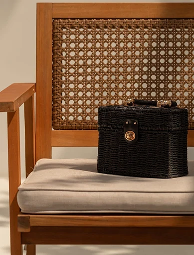 Жіноча сумка коробка MIRATON солом'яна чорна - фото 10 - Miraton