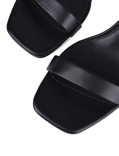 Жіночі босоніжки JEFFREY CAMPBELL з екошкіри чорні - фото 6 - Miraton