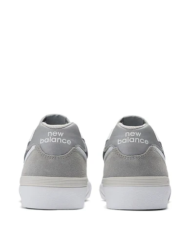 Женские кеды New Balance из нубука серые - фото 4 - Miraton