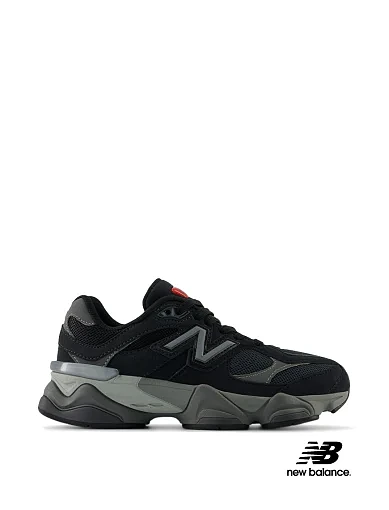 Жіночі кросівки New Balance 9060 замшеві чорні фото 1