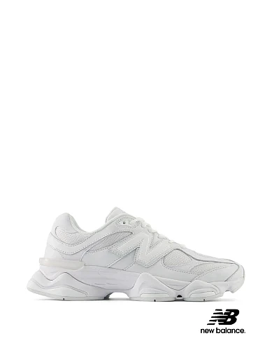 Жіночі кросівки New Balance 9060 шкіряні білі фото 1