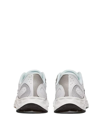 Женские кроссовки New Balance Arishi V4 Tiralux тканевые белые - фото 4 - Miraton