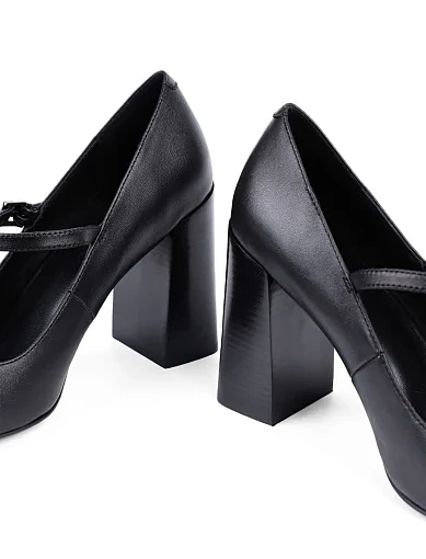 Жіночі туфлі MIRATON шкіряні чорні - фото 2 - Miraton