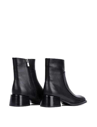 Жіночі черевики Attizzare шкіряні чорні - фото 4 - Miraton