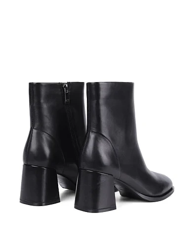 Жіночі черевики Attizzare шкіряні чорні - фото 4 - Miraton