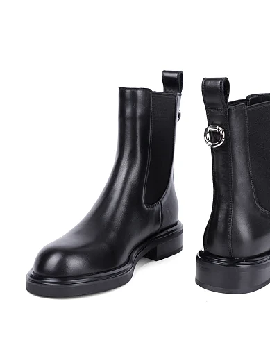 Жіночі черевики Attizzare шкіряні чорні(FT2408-701-1) - фото 2 - Miraton