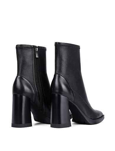 Жіночі черевики Attizzare шкіряні чорні(2559-0601-1R) - фото 4 - Miraton