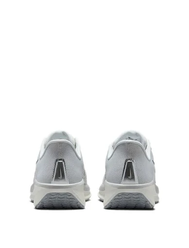 Жіночі кросівки раннери Nike QUEST 6 тканинні сірі - фото 5 - Miraton