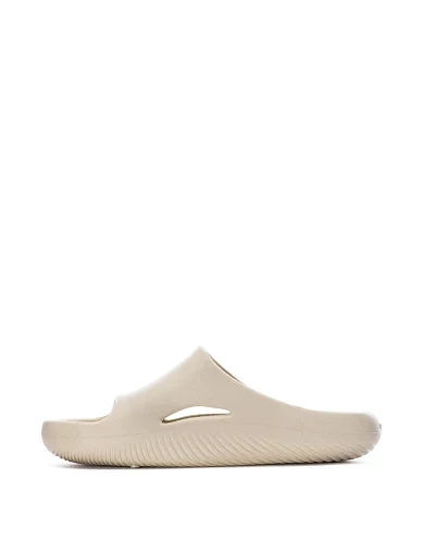 Жіночі шльопанці Crocs гумові бежеві - фото 2 - Miraton