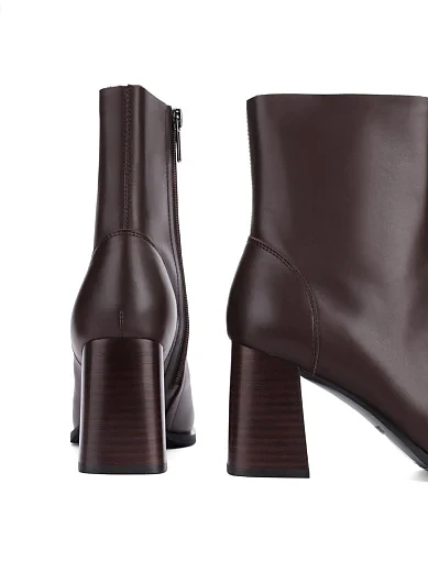 Жіночі черевики MIRATON шкіряні коричневі - фото 2 - Miraton