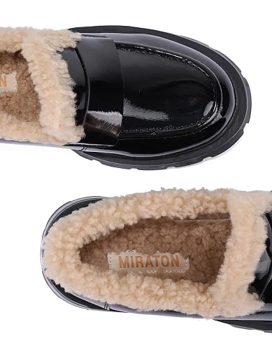 Жіночі туфлі з наплаку чорні(2029-9-1) - фото 6 - Miraton