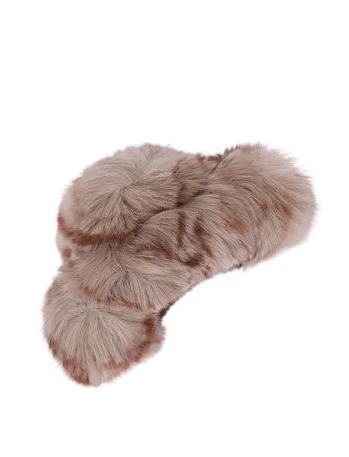 Заколка-краб MIRATON коричневая с мехом - фото 2 - Miraton