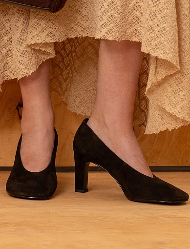 Жіночі туфлі MIRATON велюрові коричневі - фото 6 - Miraton