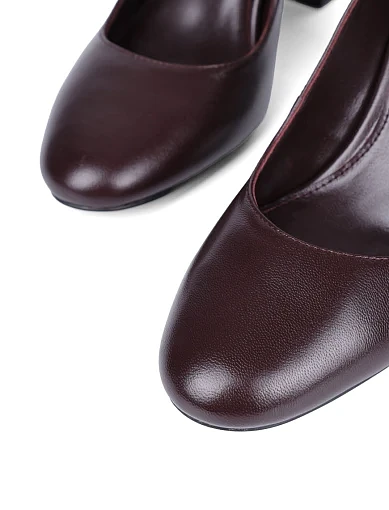 Жіночі туфлі Attizzare шкіряні бордові - фото 5 - Miraton